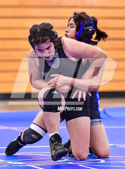 Thumbnail 2 in Charter Oak @ Diamond Ranch photogallery.