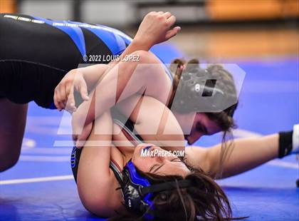 Thumbnail 3 in Charter Oak @ Diamond Ranch photogallery.