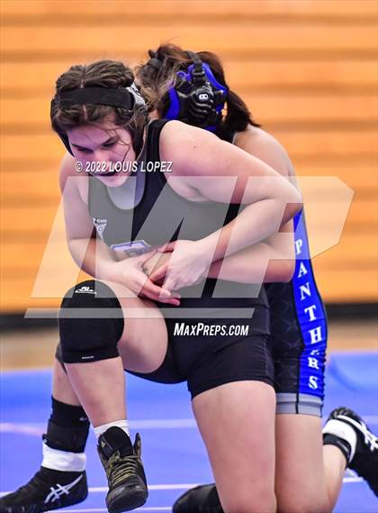 Thumbnail 3 in Charter Oak @ Diamond Ranch photogallery.