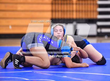 Thumbnail 3 in Charter Oak @ Diamond Ranch photogallery.