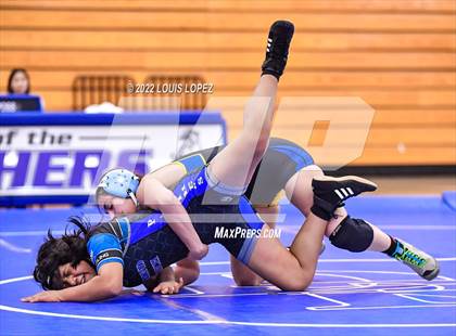 Thumbnail 3 in Charter Oak @ Diamond Ranch photogallery.