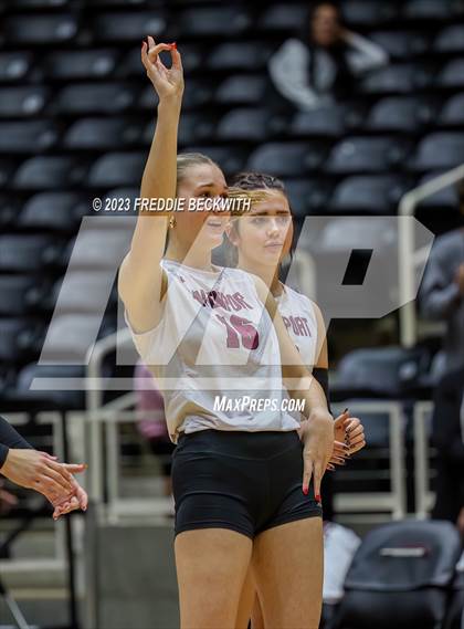 Thumbnail 1 in Davenport vs. Celina (UIL 4A Volleyball Semi-Final) photogallery.