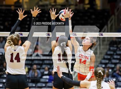 Thumbnail 3 in Davenport vs. Celina (UIL 4A Volleyball Semi-Final) photogallery.
