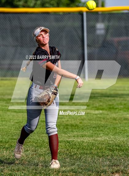 Thumbnail 2 in Berthoud @ Loveland photogallery.