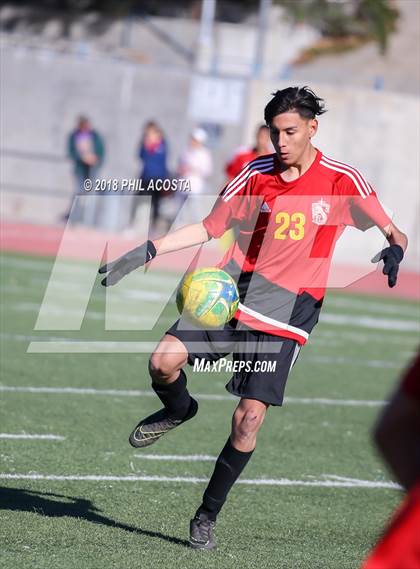 Thumbnail 2 in Hawthorne vs Royal (Crescenta Valley Winter Classic) photogallery.