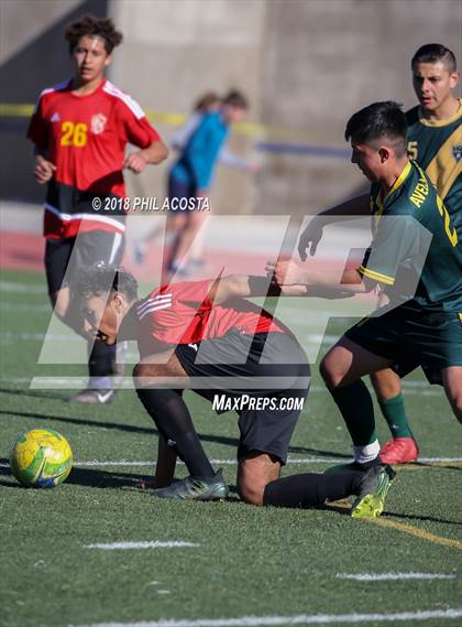 Thumbnail 3 in Hawthorne vs Royal (Crescenta Valley Winter Classic) photogallery.
