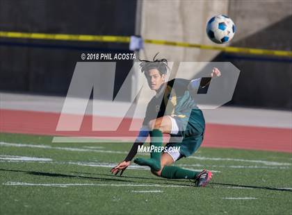 Thumbnail 2 in Hawthorne vs Royal (Crescenta Valley Winter Classic) photogallery.