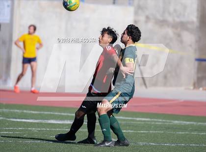 Thumbnail 1 in Hawthorne vs Royal (Crescenta Valley Winter Classic) photogallery.