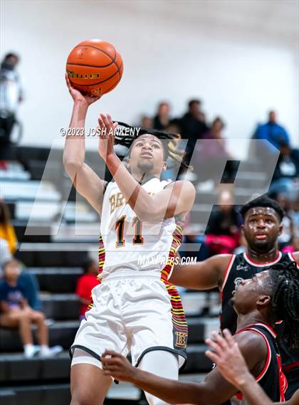 Thumbnail 2 in Donaldsonville @ Brusly photogallery.