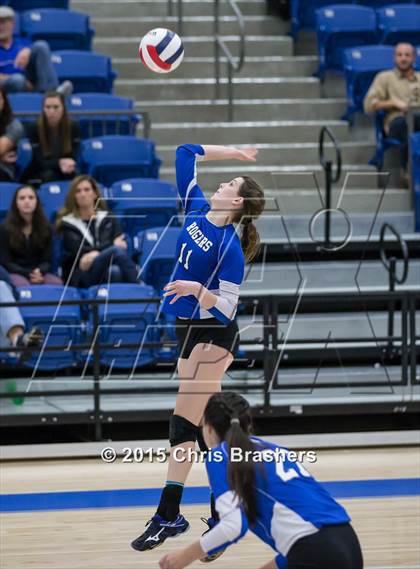 Thumbnail 1 in Rogers vs Bryant (AAA 7A 1st Round Playoff) photogallery.