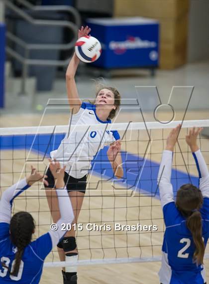 Thumbnail 1 in Rogers vs Bryant (AAA 7A 1st Round Playoff) photogallery.