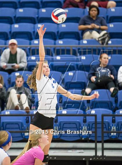 Thumbnail 2 in Rogers vs Bryant (AAA 7A 1st Round Playoff) photogallery.