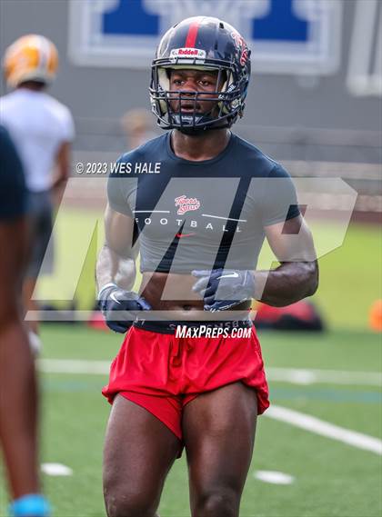 Thumbnail 2 in Olive Branch vs South Panola (U of Memphis 7v7) photogallery.