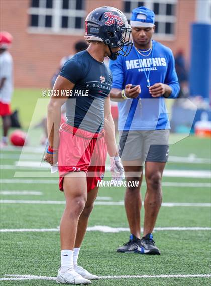 Thumbnail 1 in Olive Branch vs South Panola (U of Memphis 7v7) photogallery.