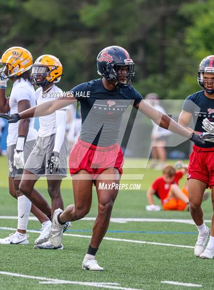 Thumbnail 1 in Olive Branch vs South Panola (U of Memphis 7v7) photogallery.
