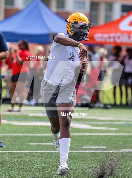 Thumbnail 1 in Olive Branch vs South Panola (U of Memphis 7v7) photogallery.