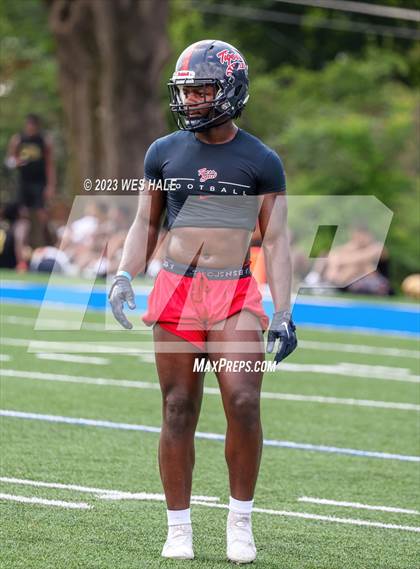 Thumbnail 3 in Olive Branch vs South Panola (U of Memphis 7v7) photogallery.
