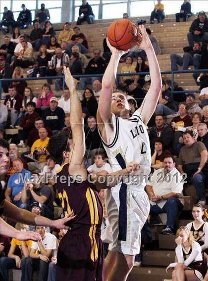 Thumbnail 1 in Elk County Catholic vs Clarion-Limestone (District IX A Consolation) photogallery.