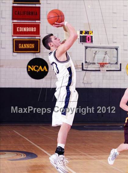 Thumbnail 1 in Elk County Catholic vs Clarion-Limestone (District IX A Consolation) photogallery.