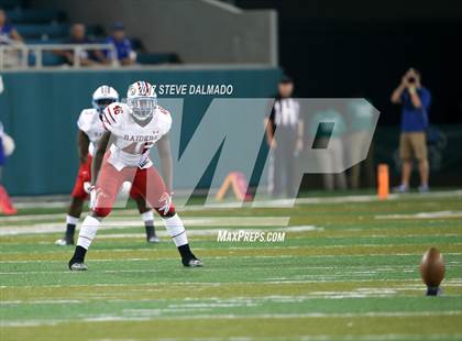 Thumbnail 3 in Jesuit vs Archbishop Rummel photogallery.