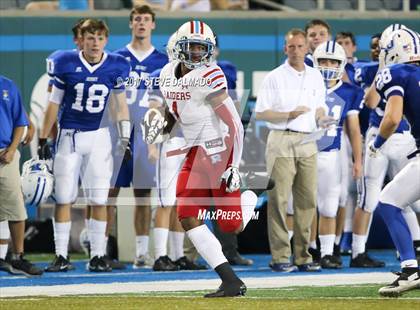 Thumbnail 2 in Jesuit vs Archbishop Rummel photogallery.