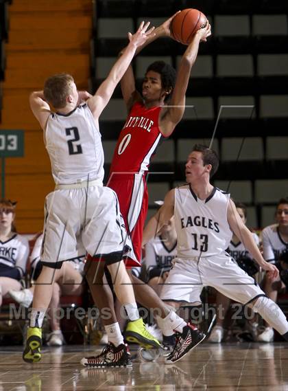 Thumbnail 3 in Burke Catholic vs. Amityville (NYSPHSAA Class A Semifinal) photogallery.
