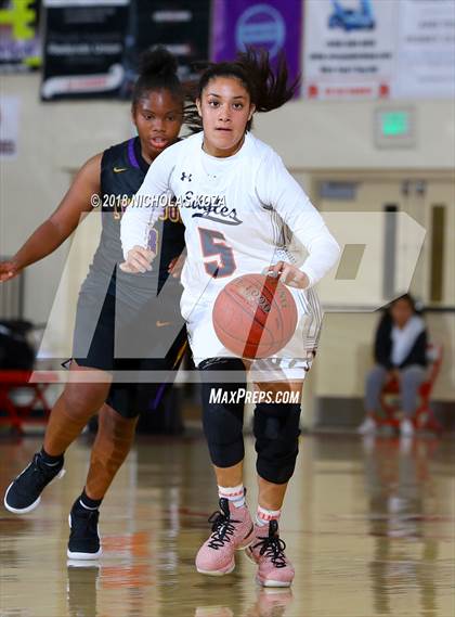 Thumbnail 1 in Lynwood vs. Chaminade (Battle at the Beach) photogallery.