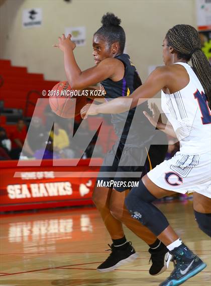 Thumbnail 2 in Lynwood vs. Chaminade (Battle at the Beach) photogallery.
