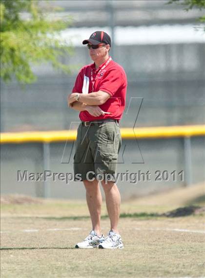 Thumbnail 3 in St. John's v Bowie (D1 TGHSLL State Semifinal) photogallery.