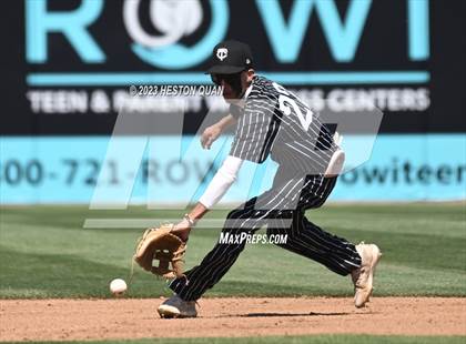 Thumbnail 3 in Chaffey vs. Don Lugo (Battle of the Mt. Baldy League) photogallery.