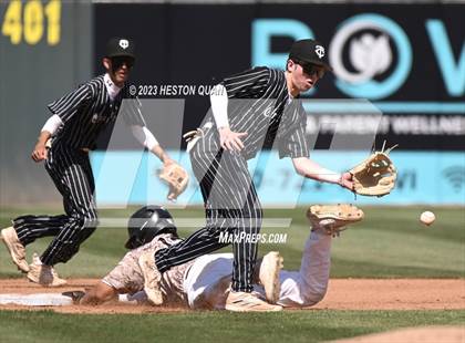 Thumbnail 2 in Chaffey vs. Don Lugo (Battle of the Mt. Baldy League) photogallery.