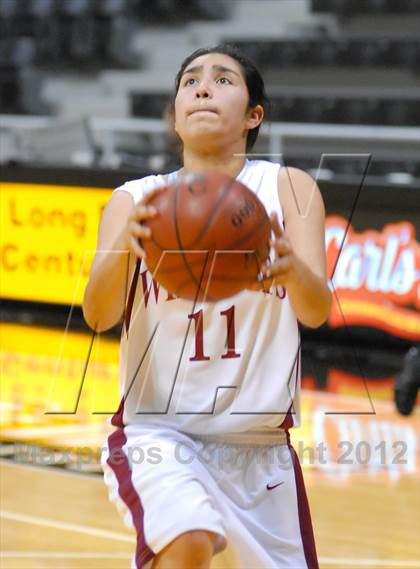 Thumbnail 1 in Bishop Conaty-Loretto vs. Los Angeles Baptist (CIF-SS D5A Final 2007) photogallery.