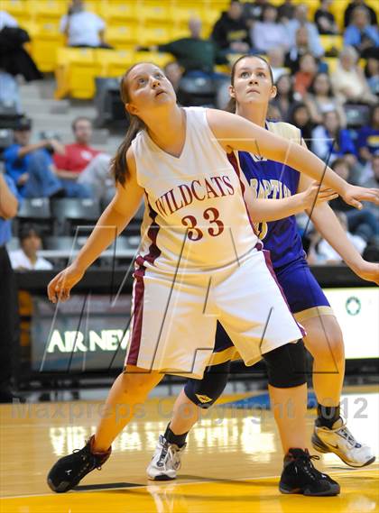 Thumbnail 2 in Bishop Conaty-Loretto vs. Los Angeles Baptist (CIF-SS D5A Final 2007) photogallery.