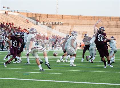 Thumbnail 3 in Lewisville vs Rowlett photogallery.