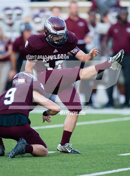 Thumbnail 3 in Lewisville vs Rowlett photogallery.