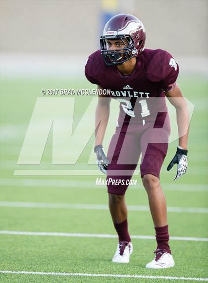 Thumbnail 3 in Lewisville vs Rowlett photogallery.
