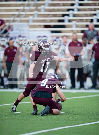 Thumbnail 3 in Lewisville vs Rowlett photogallery.