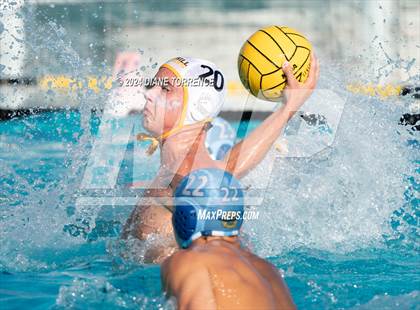 Thumbnail 3 in Foothill vs. Corona del Mar photogallery.
