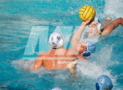Thumbnail 3 in Foothill vs. Corona del Mar photogallery.