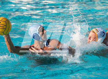 Thumbnail 2 in Foothill vs. Corona del Mar photogallery.