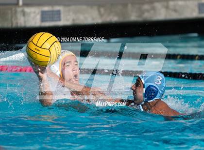 Thumbnail 2 in Foothill vs. Corona del Mar photogallery.