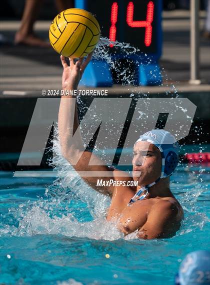 Thumbnail 3 in Foothill vs. Corona del Mar photogallery.