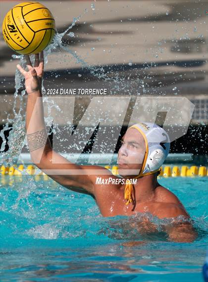 Thumbnail 3 in Foothill vs. Corona del Mar photogallery.