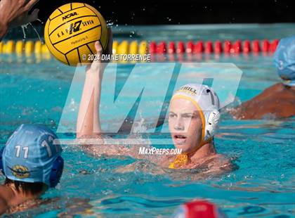 Thumbnail 2 in Foothill vs. Corona del Mar photogallery.