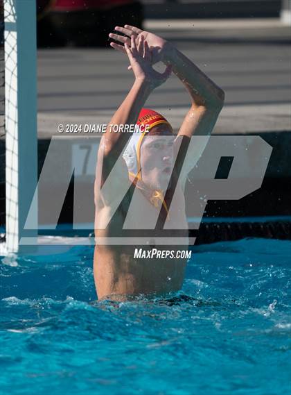 Thumbnail 3 in Foothill vs. Corona del Mar photogallery.