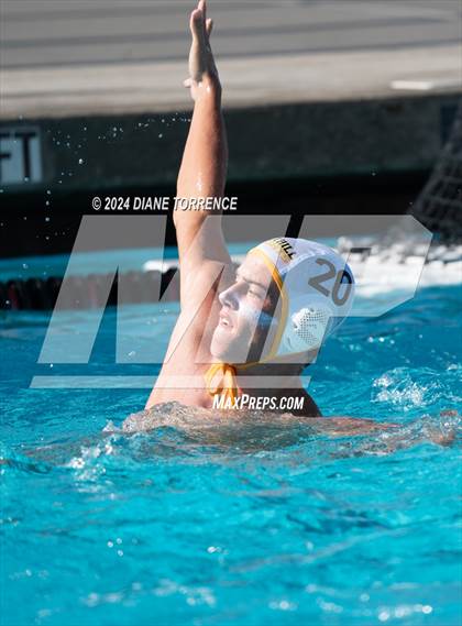 Thumbnail 1 in Foothill vs. Corona del Mar photogallery.