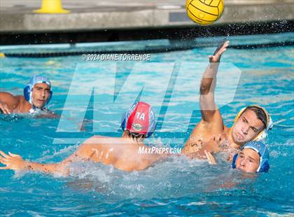 Thumbnail 1 in Foothill vs. Corona del Mar photogallery.