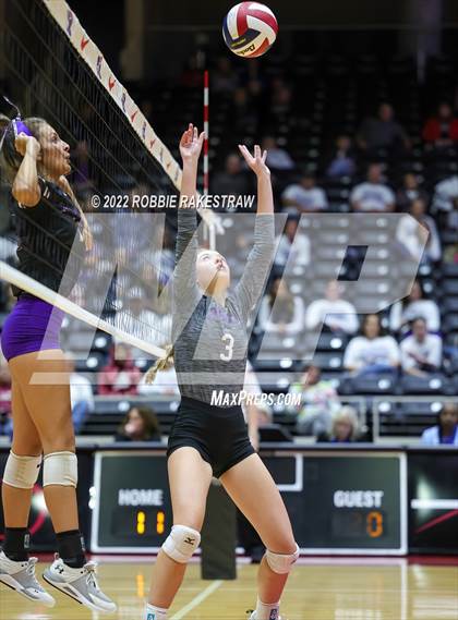 Thumbnail 3 in Benjamin vs. D'Hanis (UIL 1A Semifinal) photogallery.