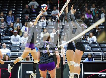 Thumbnail 2 in Benjamin vs. D'Hanis (UIL 1A Semifinal) photogallery.