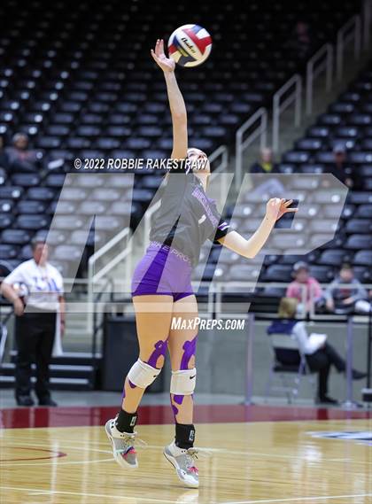Thumbnail 3 in Benjamin vs. D'Hanis (UIL 1A Semifinal) photogallery.
